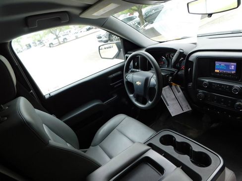 Used 2014 Chevrolet Silverado 1500 W/T w/ Trailering Package image 6