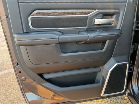 Used 2021 RAM 2500 Laramie AWD/4WD image 12