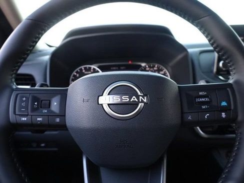 Certified 2025 Nissan Rogue SV w/ SV Premium Package FWD image 11