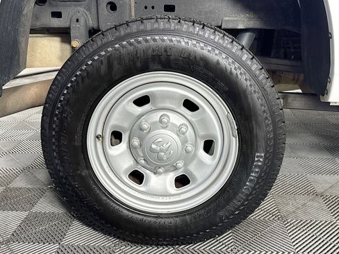 Used 2017 RAM 2500 Tradesman image 29