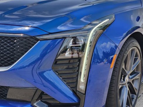 Used 2025 Cadillac CT5 Sport w/ Technology Package RWD image 9