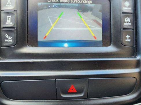 Used 2016 Chrysler 200 Limited FWD image 14