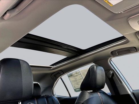 Used 2019 Toyota Camry L image 29