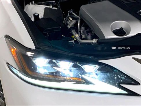 Used 2021 Lexus ES 350 F Sport w/ Special Edition FWD image 26