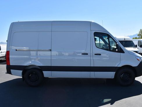 New 2025 Mercedes-Benz Sprinter 2500 image 5