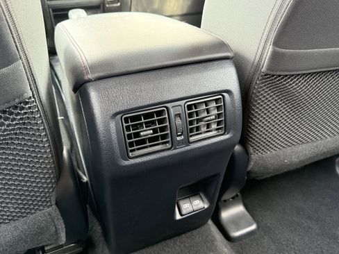 Used 2024 Toyota 4Runner TRD Off-Road image 51