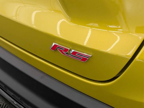 Used 2025 Chevrolet Trax RS FWD image 11