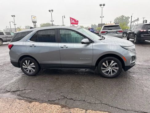 Used 2024 Chevrolet Equinox LT AWD/4WD image 8