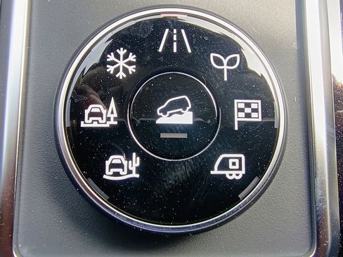 New 2026 Nissan Pathfinder SV image 21