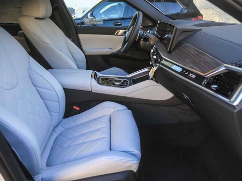 New 2026 BMW X6 xDrive40i w/ Premium Package image 13