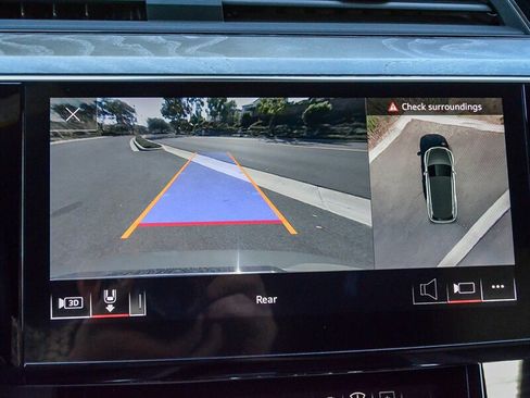 Used 2022 Audi e-tron Chronos w/ Chronos Package image 28