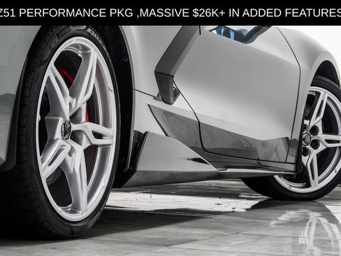 Used 2022 Chevrolet Corvette Stingray Premium Cpe w/ Z51 Performance Package RWD image 21