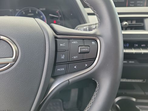 Used 2022 Lexus UX 200 w/ Accessory Package (Z2) FWD image 24