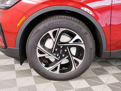 New 2026 Lincoln Nautilus Premier w/ Jet Appearance Package AWD/4WD image 17