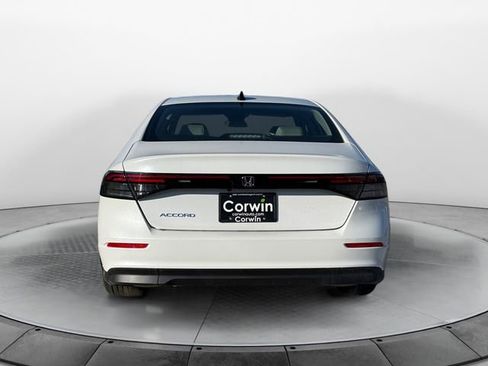 New 2025 Honda Accord SE image 17