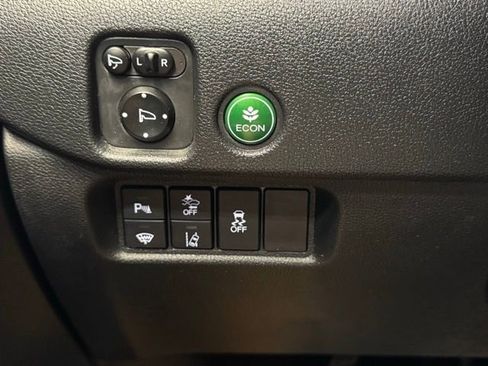 Used 2022 Honda Pilot Touring image 15