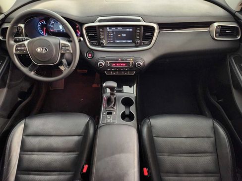 Used 2020 Kia Sorento EX FWD image 4