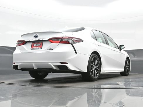 Used 2024 Toyota Camry SE w/ Audio Upgrade Package FWD image 33