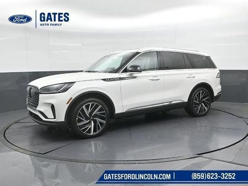 New 2026 Lincoln Aviator Reserve AWD/4WD image 7