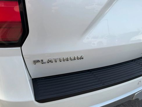 Used 2018 Ford Expedition Platinum image 9