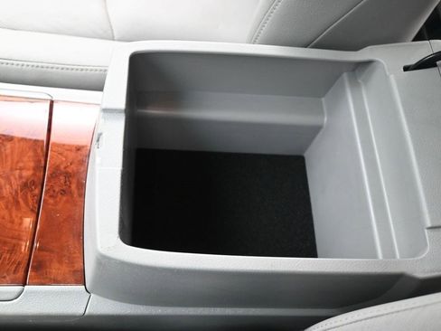 Used 2012 Toyota Highlander Limited image 34