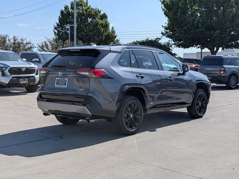 Certified 2025 Toyota RAV4 SE AWD/4WD image 6