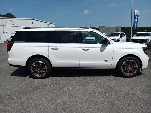 New 2027 Ford Expedition Max King Ranch AWD/4WD image 2