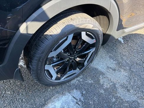 New 2025 Kia Telluride S image 7