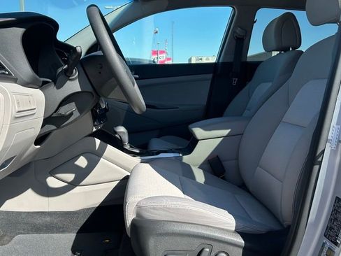 Used 2017 Hyundai Tucson SE image 26