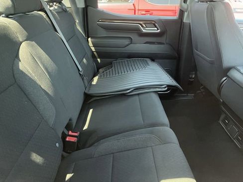 Used 2023 Chevrolet Silverado 1500 LT AWD/4WD image 10