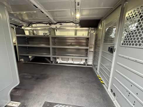 Used 2017 Ford Transit 150 130 Low Roof image 27