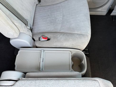 Used 2012 Toyota Highlander FWD image 87