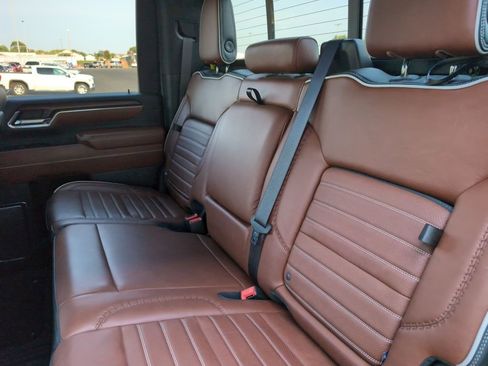 Used 2024 GMC Sierra 2500 Denali Ultimate w/ Max Trailering Package image 10