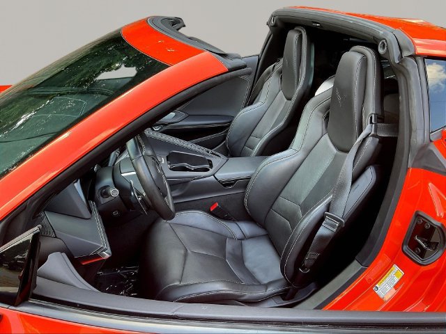 Used 2021 Chevrolet Corvette Stingray Preferred Cpe w/ Z51 Performance Package RWD image 20