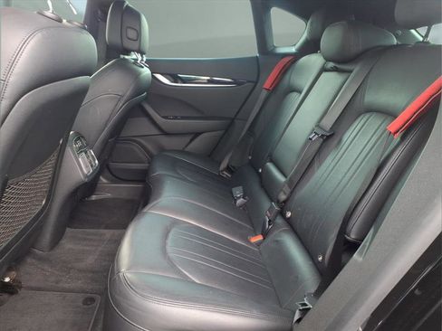 Used 2019 Maserati Levante AWD/4WD image 18