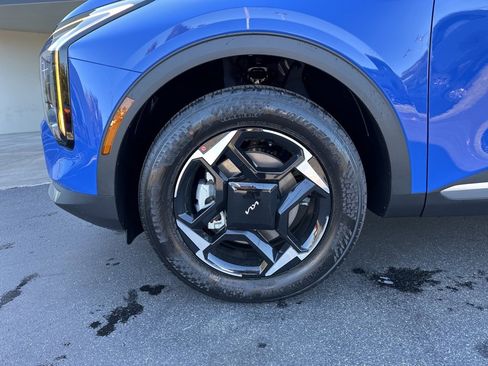 New 2026 Kia Sportage EX w/ EX Panorama Roof Package image 12