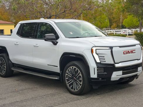 New 2026 GMC Sierra EV Denali AWD/4WD image 6