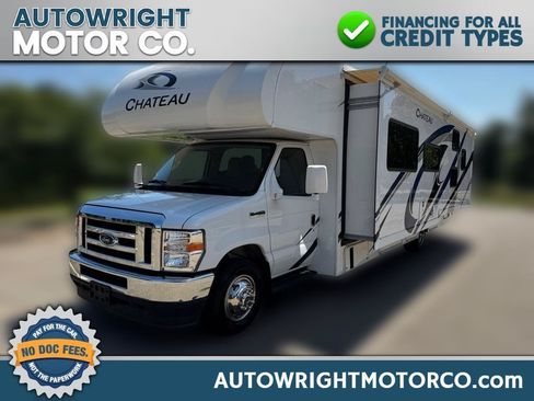 Used 2022 Ford E-450 and Econoline 450 Super Duty w/ Motorhome Prep Package RWD image 1