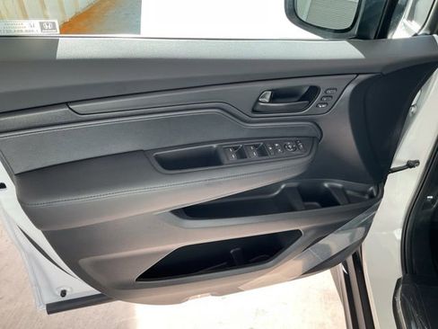New 2026 Honda Odyssey EX-L image 5