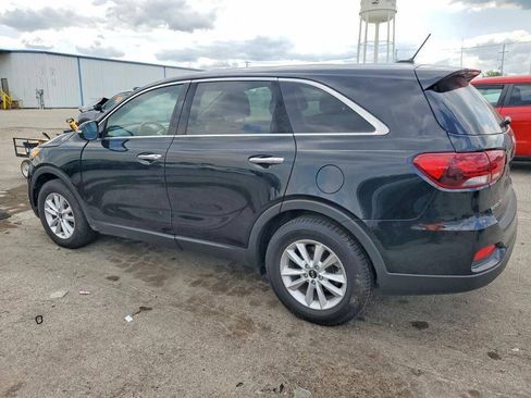Used 2019 Kia Sorento FWD V6 image 4