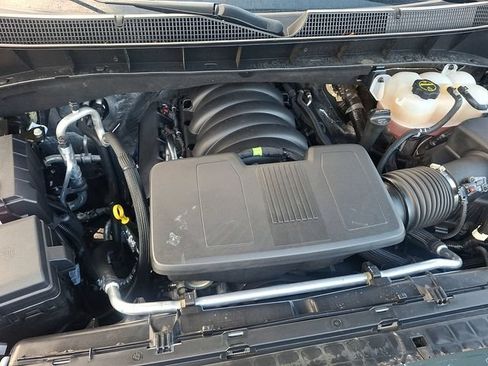 Used 2025 Chevrolet Silverado 1500 LT RWD image 28