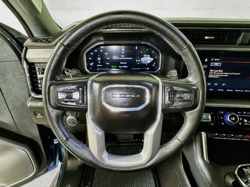 Used 2026 GMC Sierra 1500 Denali AWD/4WD image 9