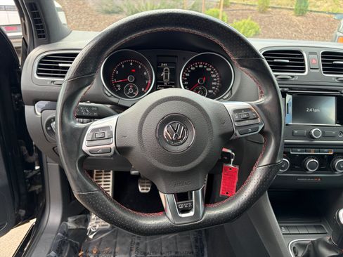 Used 2013 Volkswagen GTI Driver's Edition FWD image 9