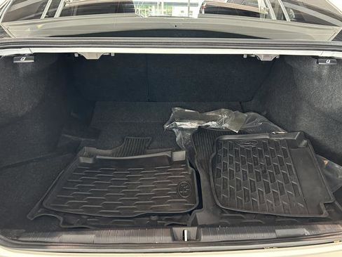 Used 2023 Subaru Legacy Premium image 23