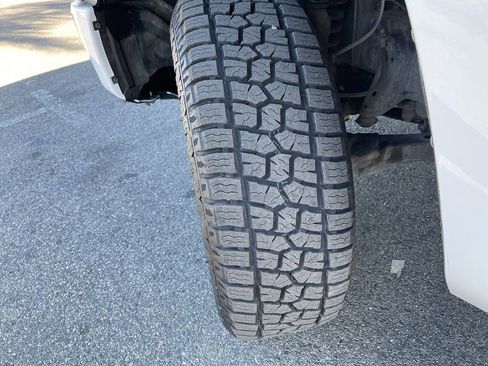 Used 2018 Toyota Tundra SR5 image 36