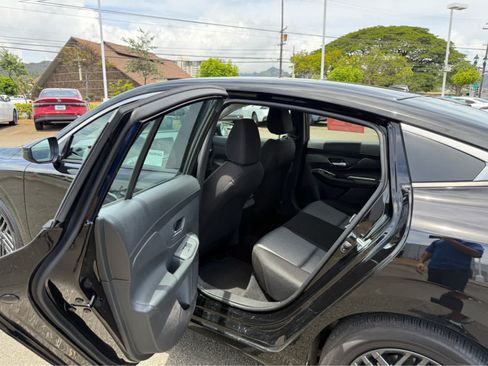 Used 2026 Nissan Sentra SV w/ Floor Mat Package FWD image 9