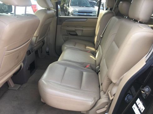 Used 2011 Nissan Armada SV image 11