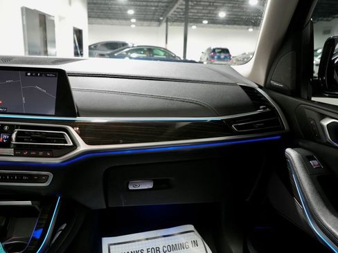 Used 2020 BMW X7 xDrive40i w/ Premium Package image 26