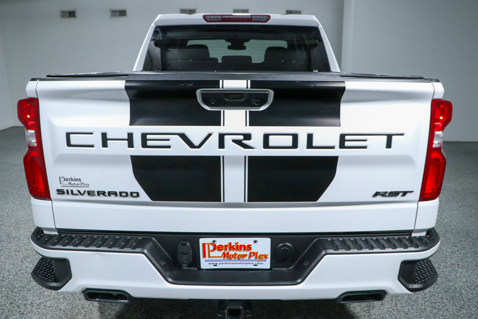 Used 2023 Chevrolet Silverado 1500 RST w/ Rally Edition AWD/4WD image 8
