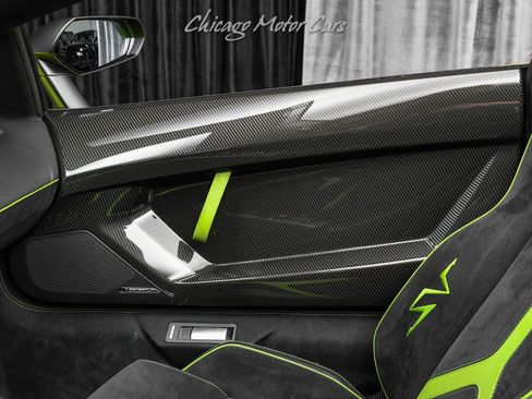 Used 2016 Lamborghini Aventador LP 750-4 Superveloce image 26